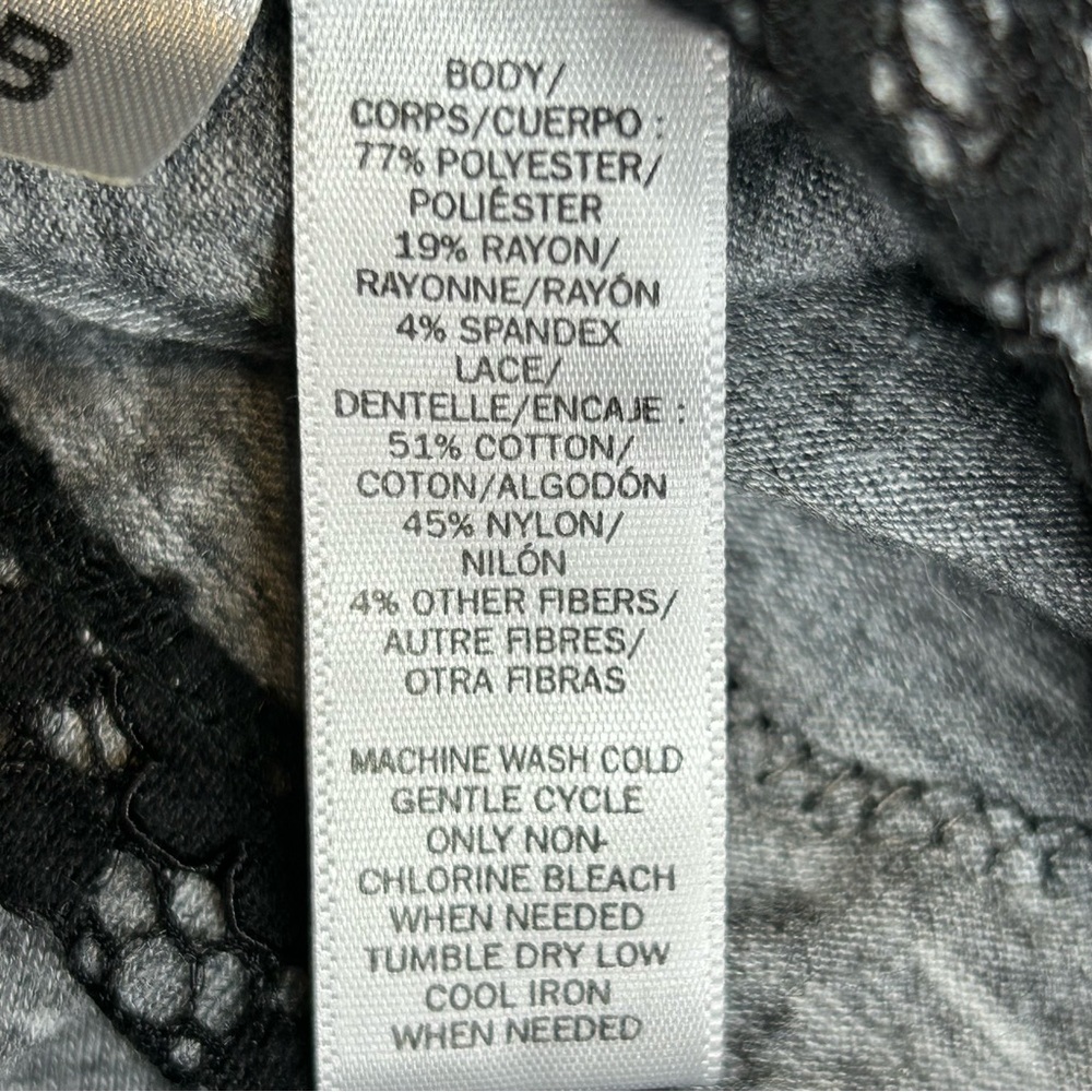 Ann Taylor Loft Medium Petite Gray With Black Embroidered Long Sleeve Blouse - Picture 7 of 7